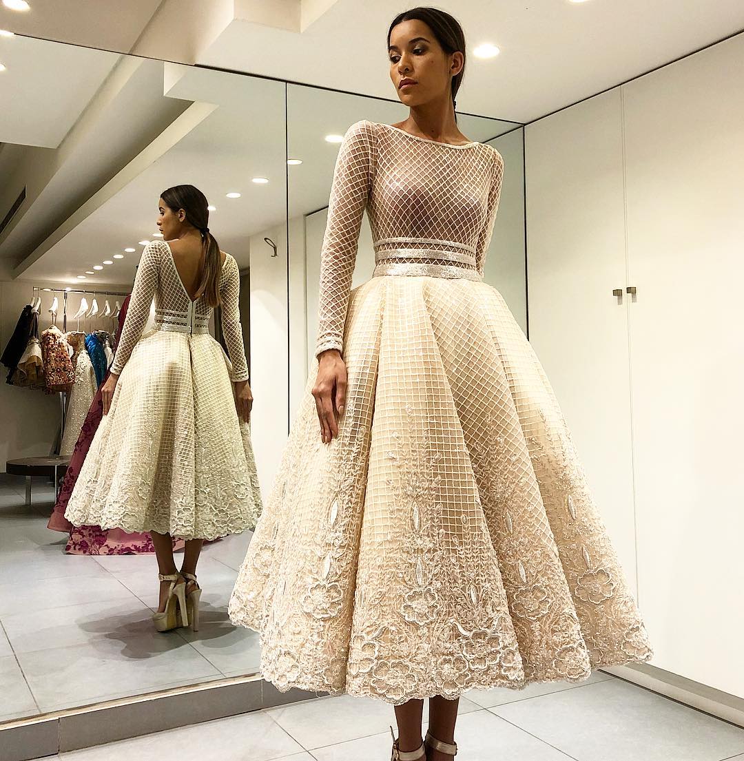 Fashion Lace Backless Prom Dresses Beaded Bateau Neck Sequined Long Sleeves Party Evening Dress Tea Length Appliqued Formal Gowns, Green
Fashion Lace Backless Prom Dresses Beaded Bateau Neck Sequined Long Sleeves Party Evening Dress Tea Length Appliqued Formal Gowns, Green