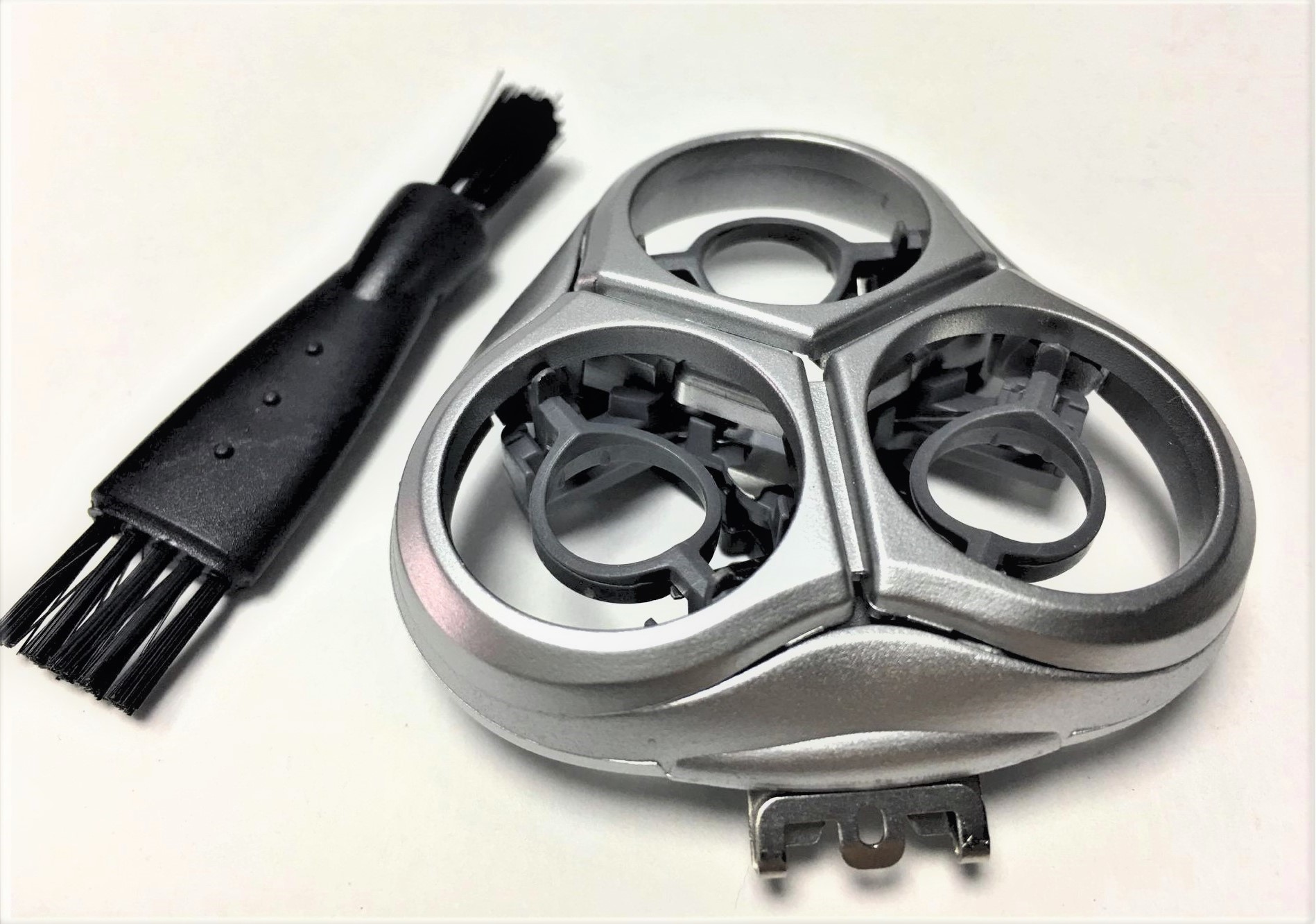 Shaver Head Holder & Blades Plate For Philips Norelco HQ9150XL 9160XL HQ9161XL 9170XL HQ9171XL HQ9195XL Razor Cutter Frame Parts New
Shaver Head Holder & Blades Plate For Philips Norelco HQ9150XL 9160XL HQ9161XL 9170XL HQ9171XL HQ9195XL Razor Cutter Frame Parts New