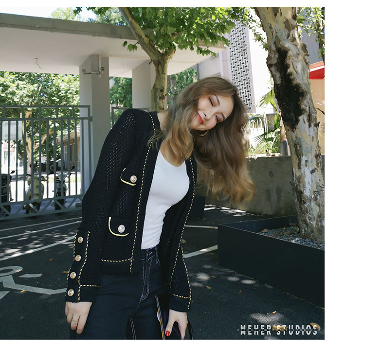 New design womens autumn o-neck long sleeve British style gold buttons patchwork hollow out knitted sweater cardigan coat short casacos