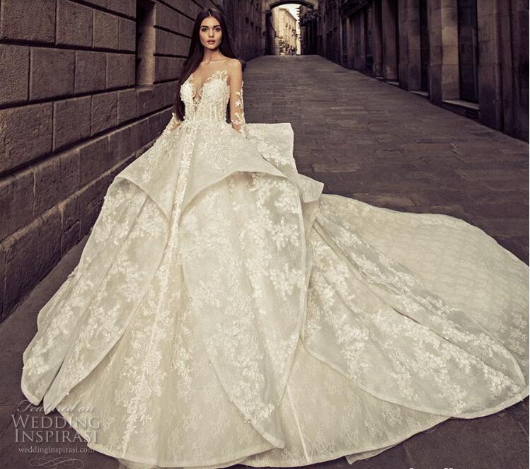 Upscale Custom Made Wedding Dress Sheer Long Sleeves Lace Sweetheart Appliques Bridal Gowns Tiered Ruffles Chapel Wedding Dresses