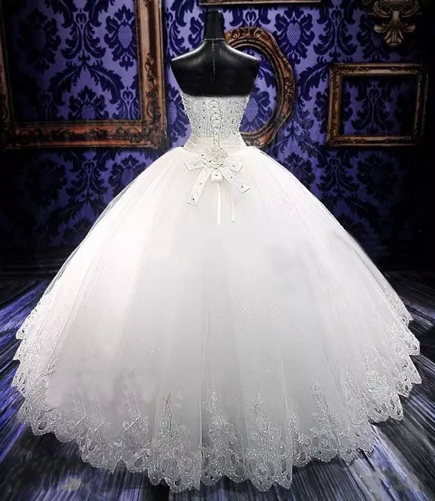 Bling Embroidery Ball Gowns Wedding Dresses Sweetheart Beaded Crystal White Ivory Lace Tulle Country Bridal Dress Lace Up Back