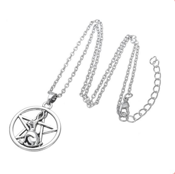 Fashion Antique Sliver Lucky Rabbit Charms Pendent Pentagram Necklace 26*30mm Round Hollow Star For Gift Jewelry
Fashion Antique Sliver Lucky Rabbit Charms Pendent Pentagram Necklace 26*30mm Round Hollow Star For Gift Jewelry