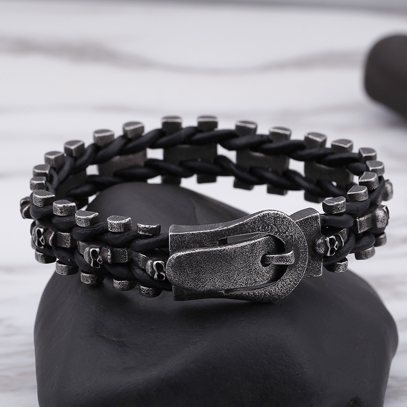 Classic Men's Punk Chain Bracelet  Skeleton Motif, Durable Stainless Steel, Vintage Silver Tone with Secure Buckle Closure
