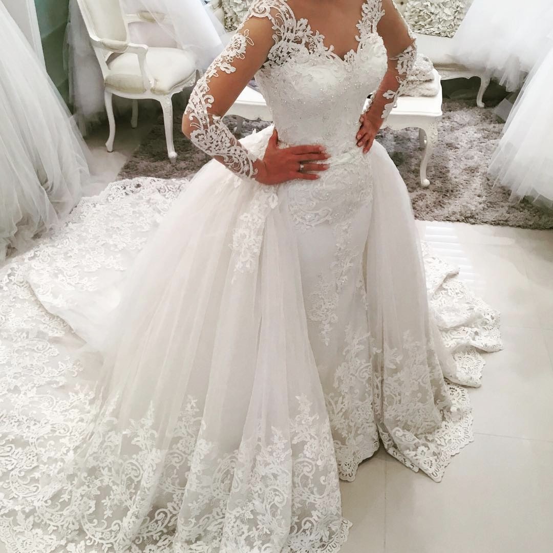 Elegant Long Sleeve Wedding Dress With Overskirt Jewel Neck Pearls Lace Appliques Saudi Arabia Bridal Dress Charming Mermaid Wedding Gown