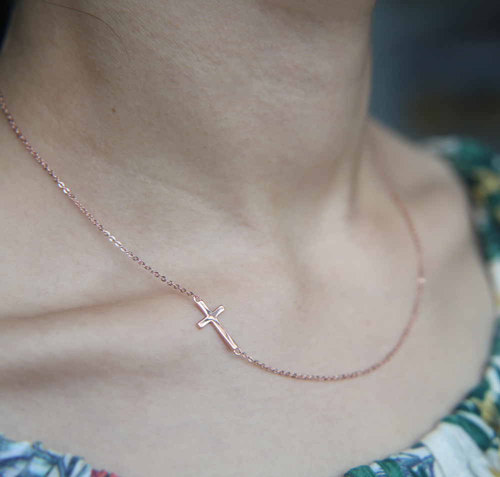 classic sideway necklace sterg sier dainty chain Simple minimal cross charm delicate women girl chains