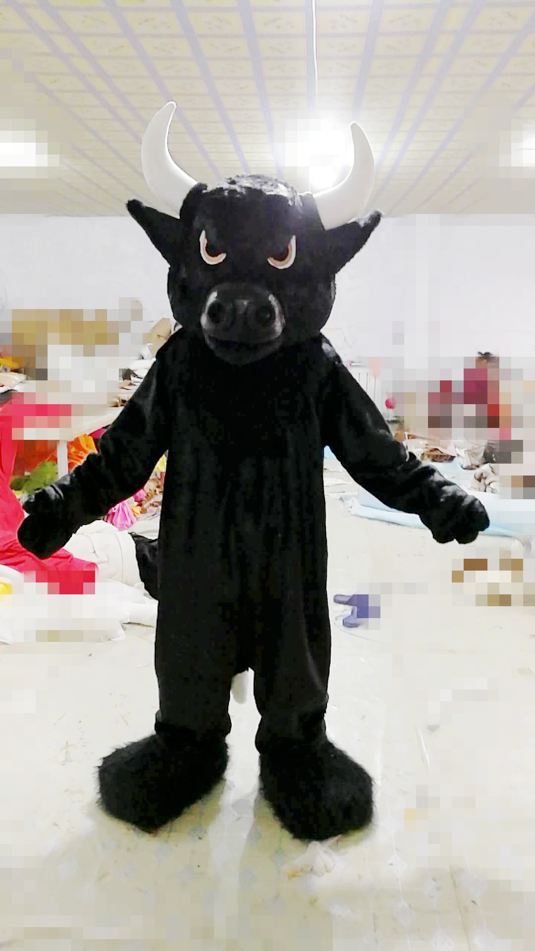 high quality Real Pictures Deluxe Black bison mascot costume fancy carnival costume Adult Size factory direct free shipping
high quality Real Pictures Deluxe Black bison mascot costume fancy carnival costume Adult Size factory direct free shipping
