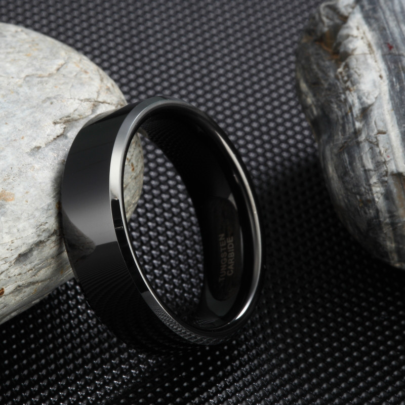 Somen Ring Men 8mm Black Tungsten Carbide Ring Polished Flat Wedding Band Engagement Rings Friends Gift Jewelry anel masculino S18101607