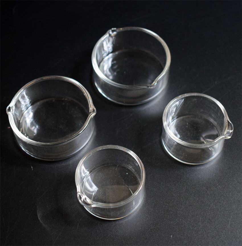 High Quality Oil Ring Ashtray Dish Glass Ashtray Dish Dabber Dish for Mini Nectar Collector Kit Dab Straw Smoking Accessory
High Quality Oil Ring Ashtray Dish Glass Ashtray Dish Dabber Dish for Mini Nectar Collector Kit Dab Straw Smoking Accessory