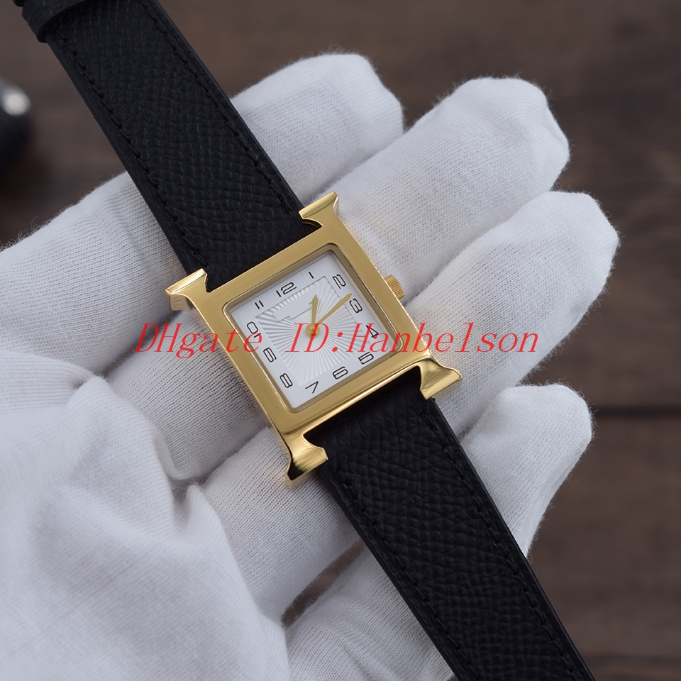 NEW montre women watch Square Golden steel shell Black leather strap White Dial Two hands Quartz movement Ladies WristWatch 26mm
NEW montre women watch Square Golden steel shell Black leather strap White Dial Two hands Quartz movement Ladies WristWatch 26mm