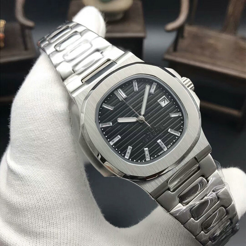 New The Nautilus water ripple calendar, fashion sports machine, men's watch 316L fine steel watchcase, fine steel watch band as a gift for
New The Nautilus water ripple calendar, fashion sports machine, men's watch 316L fine steel watchcase, fine steel watch band as a gift for