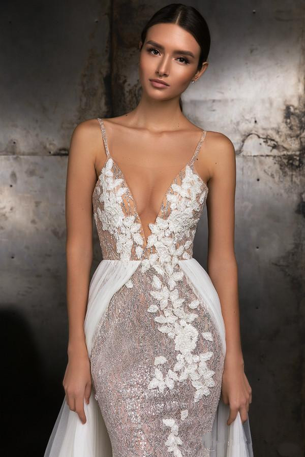 Sequined Lace Overskirts Mermaid Wedding Dresses 2018 New Appliqued Spaghetti V Neck Backless Crystal Bridal Gowns