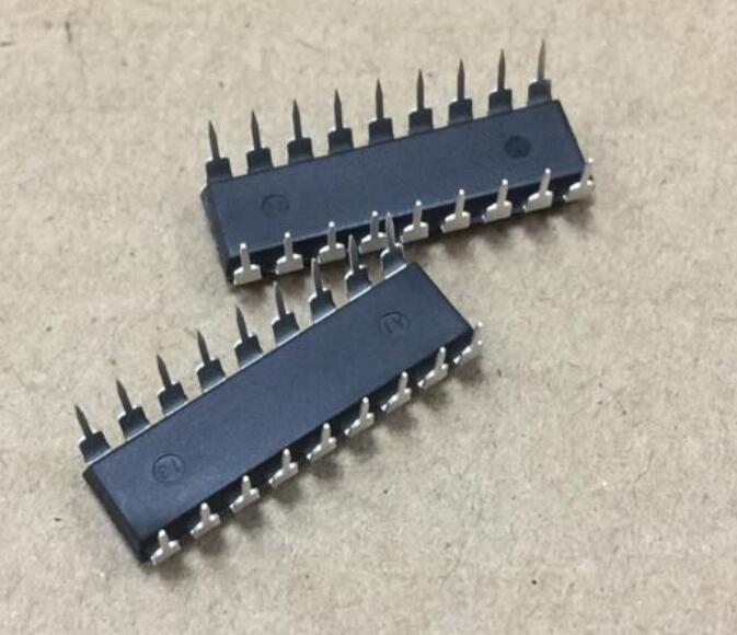 10pcs MM74C922 MM74C922N 74C922 DIP-18 
10pcs MM74C922 MM74C922N 74C922 DIP-18