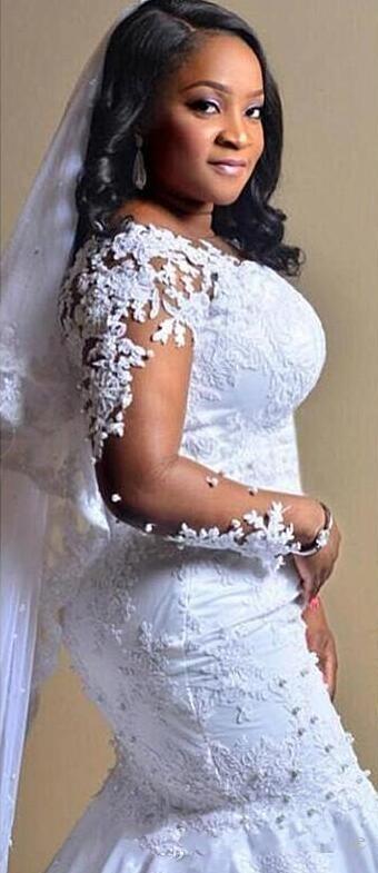 African Mermaid Wedding Dresses Lace Appliques Sweep Train Sexy BackJewel Neck Plus Size Bridal Gowns Pearls Long Sleeve Wedding Dress