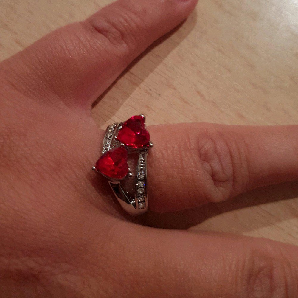Women's Double Heart Rings Shinning Red Love Heart Rhinestones Wedding Rings for Women Girl Female Gift