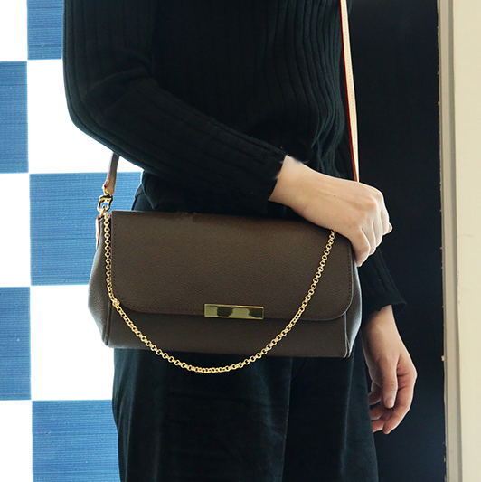 Good Price Brand Designer Chain Clutch Bag 40718 Fashion Genuine Leather Shoulder Bag women Flap Handbag, Leather mono
Good Price Brand Designer Chain Clutch Bag 40718 Fashion Genuine Leather Shoulder Bag women Flap Handbag, Leather mono