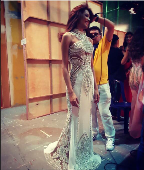 Evening dress Yousef aljasmi Kim kardashian Stand collar Beaded Long dress Almoda gianninaazar ZuhLair murad Ziadnakad 0006, Same with picture
Evening dress Yousef aljasmi Kim kardashian Stand collar Beaded Long dress Almoda gianninaazar ZuhLair murad Ziadnakad 0006, Same with picture
