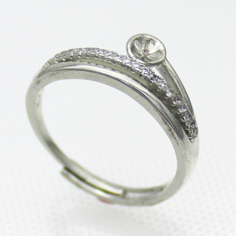 Simple and fashionable natural pearl silver ring, adjustable ring size, pearl color can be freely matched (Free shipping 2-5 days)
Simple and fashionable natural pearl silver ring, adjustable ring size, pearl color can be freely matched (Free shipping 2-5 days)