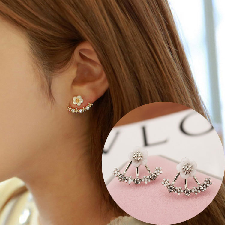 Top Quality Daisy Flower Earrings For Women 925 Pure Silver Jewelry Fashion Simple Cherry Blossoms Flower Stud Earrings Free DHL
Top Quality Daisy Flower Earrings For Women 925 Pure Silver Jewelry Fashion Simple Cherry Blossoms Flower Stud Earrings Free DHL