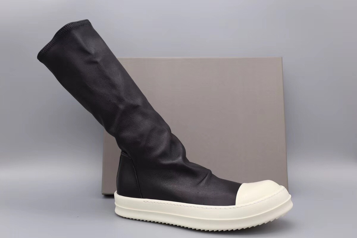 Warm winter sheep cylindrical customized surface sock boots high original TPU sole top boots using the elastic f genuine leather ow boots, Black
Warm winter sheep cylindrical customized surface sock boots high original TPU sole top boots using the elastic f genuine leather ow boots, Black