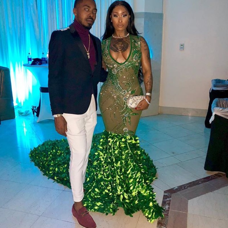 See Through Green Prom Dresses Sexy V-Neck Sequins Beads Applique Sleeveless Party Dress Charming Mermaid Celebrity Prom Dress Evening Gowns, Red
See Through Green Prom Dresses Sexy V-Neck Sequins Beads Applique Sleeveless Party Dress Charming Mermaid Celebrity Prom Dress Evening Gowns, Red