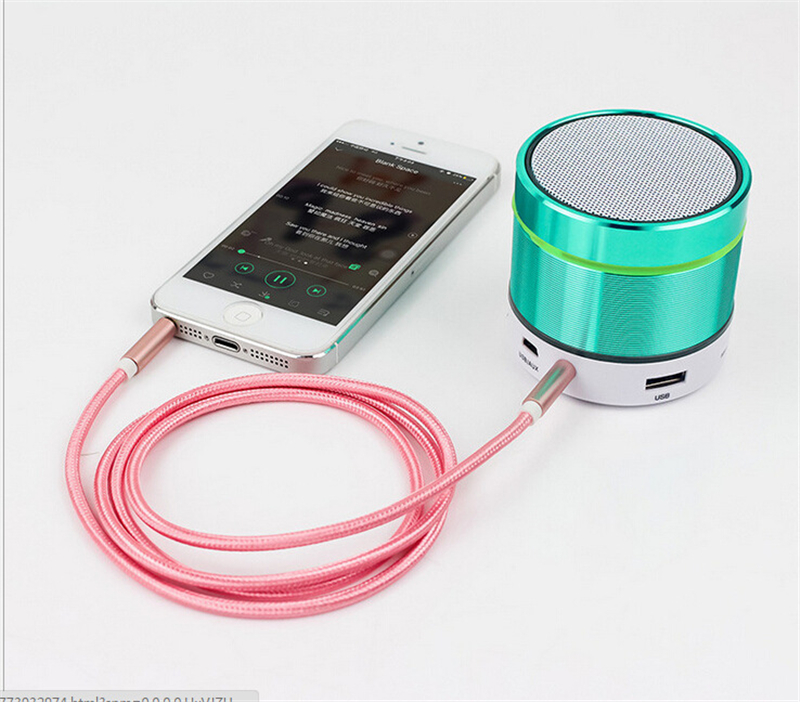 Aux Metal Cable 3.5mm to 3.5 mm Nylon Wire Gold-plated Plug Male to Male Audio Cable for Car Mobile Phone MP3 MP4 Headphone Speaker