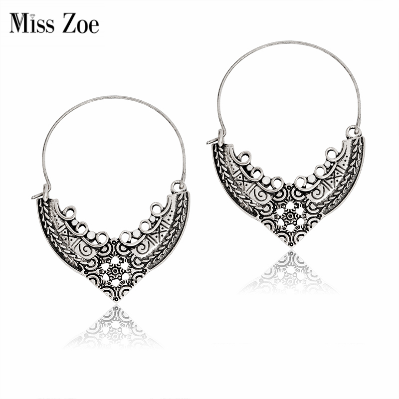Miss Zoe Indian Hollow Patroon Oorringen Antiek Goud Zilver Oorbellen Bohemian BOHO Verklaring Ear Sieraden voor Vrouwen
Miss Zoe Indian Hollow Patroon Oorringen Antiek Goud Zilver Oorbellen Bohemian BOHO Verklaring Ear Sieraden voor Vrouwen