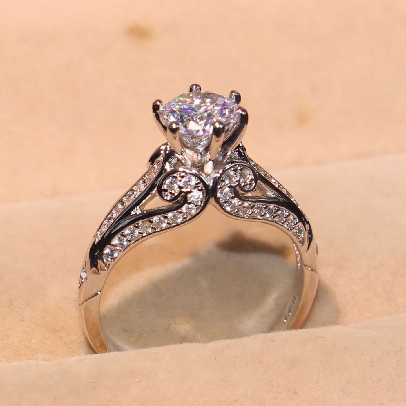 Luxurious Size 5/6/7/8/9/10 Fashion jewelry High quality 10kt white gold filled GF white topaz women wedding GEM Ring set gift