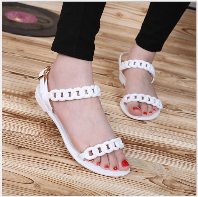 Europe and the United States new female plastic chain beach shoes candy color jelly chain flat bottom open toe holiday sandals, White
Europe and the United States new female plastic chain beach shoes candy color jelly chain flat bottom open toe holiday sandals, White