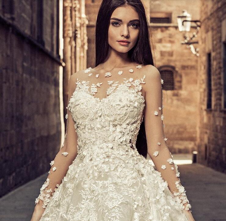 Luxury Wedding Dress 2019 Sheer Neck Long Sleeves robe de mariée 3D Floral Appliques Beaded Chapel Train Castle Wedding Dresses Bridal Gowns