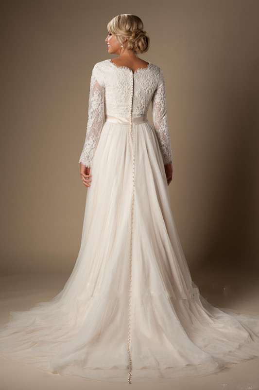 Modest A-line Beaded Lace Wedding Dresses With Long Sleeves Buttons Up Back Chiffon Bridal Gowns Wedding Dress