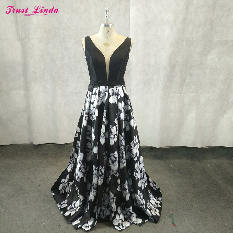 Real Simple Sexy V-neckline A Line Evening Dresses Prom Gowns Printed Satin Sexy Backless Red Carpet Dress Evening Gowns Custom Made, Gray
Real Simple Sexy V-neckline A Line Evening Dresses Prom Gowns Printed Satin Sexy Backless Red Carpet Dress Evening Gowns Custom Made, Gray