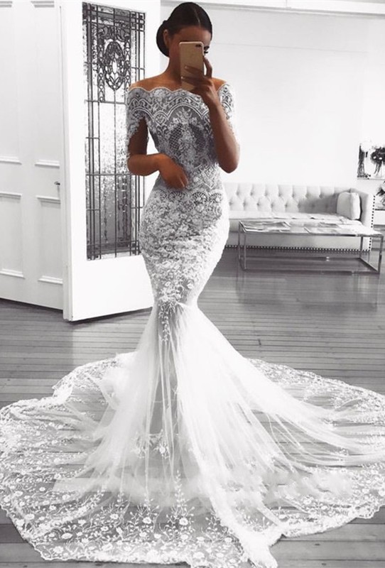 2019 Glamorous Long Sleeve Lace Mermaid Wedding Dresses Sexy Sheer Neck Off the Shoulder Beading Pearls Court Train Wedding Bridal Gowns