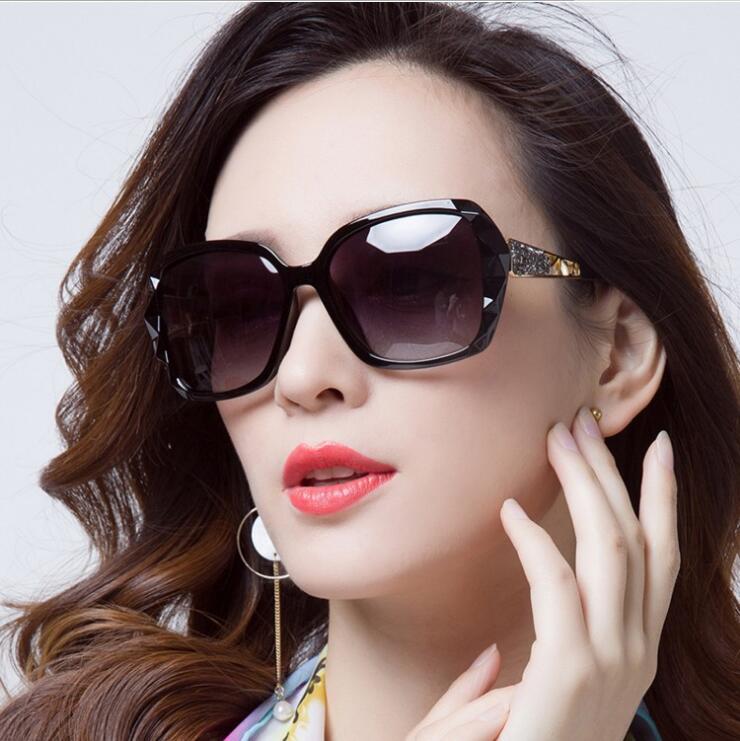 New Sun Glasses Brand Designer Ladies Oversized Crystal Sunglasses Square Women Big Frame Glass for Female UV400