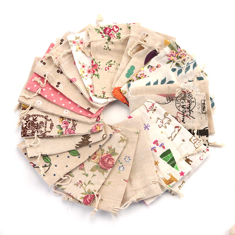100pcs/lot Multi Designs Cotton Bags 10x14cm Linen Drawstring Gift Bag Muslin Cosmetics Gifts Jewelry Packaging Bags & Pouches
100pcs/lot Multi Designs Cotton Bags 10x14cm Linen Drawstring Gift Bag Muslin Cosmetics Gifts Jewelry Packaging Bags & Pouches