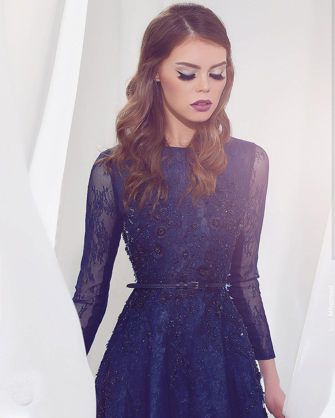 New Arrival Long Sleeves Evening Dresses Navy Blue Jewel Neck Full Lace Floral Appliques Beaded Prom Dress Party Gowns Formal Wear