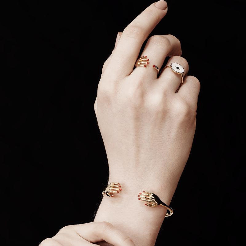 european gold plated open cuff bangle women finger hand shaped unique 2024 new fashion gift women Gold bracelet
