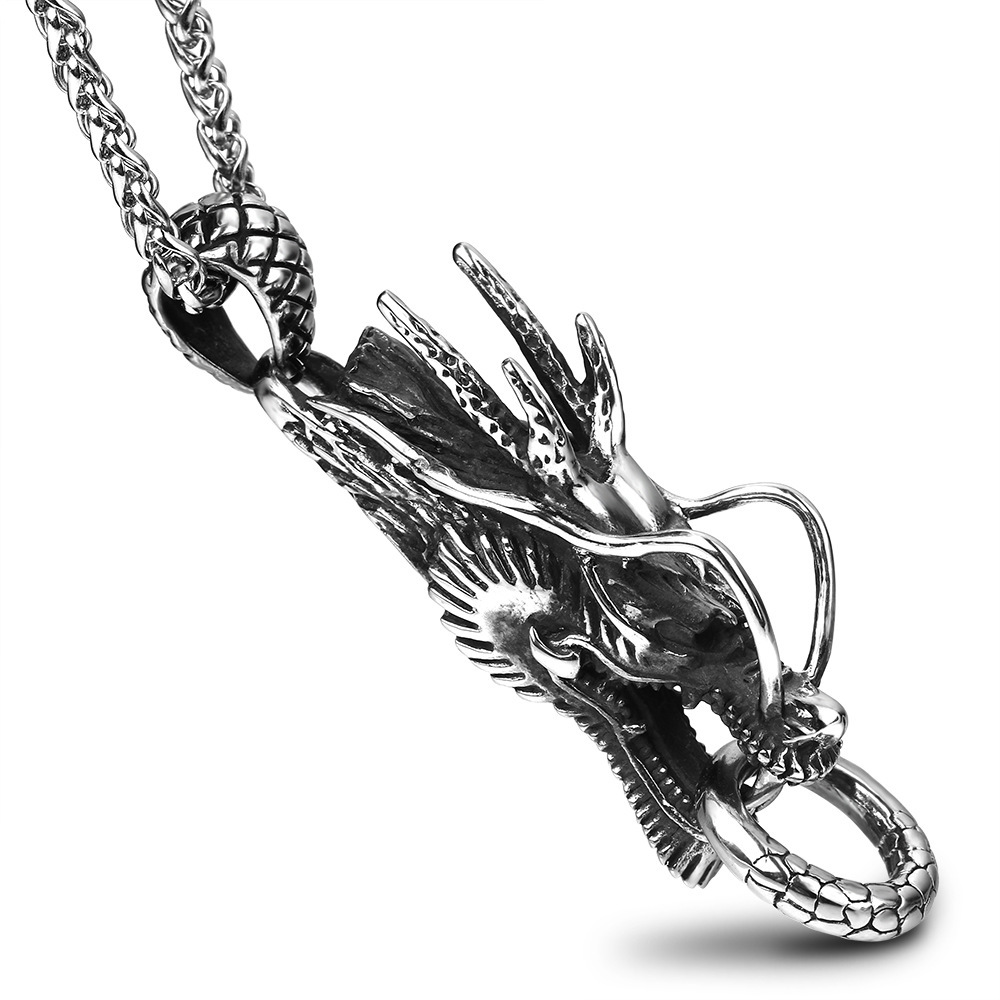Elegant 316L Stainless Steel Dragon Head Pendant - 18K Gold-Plated Men's Accessory