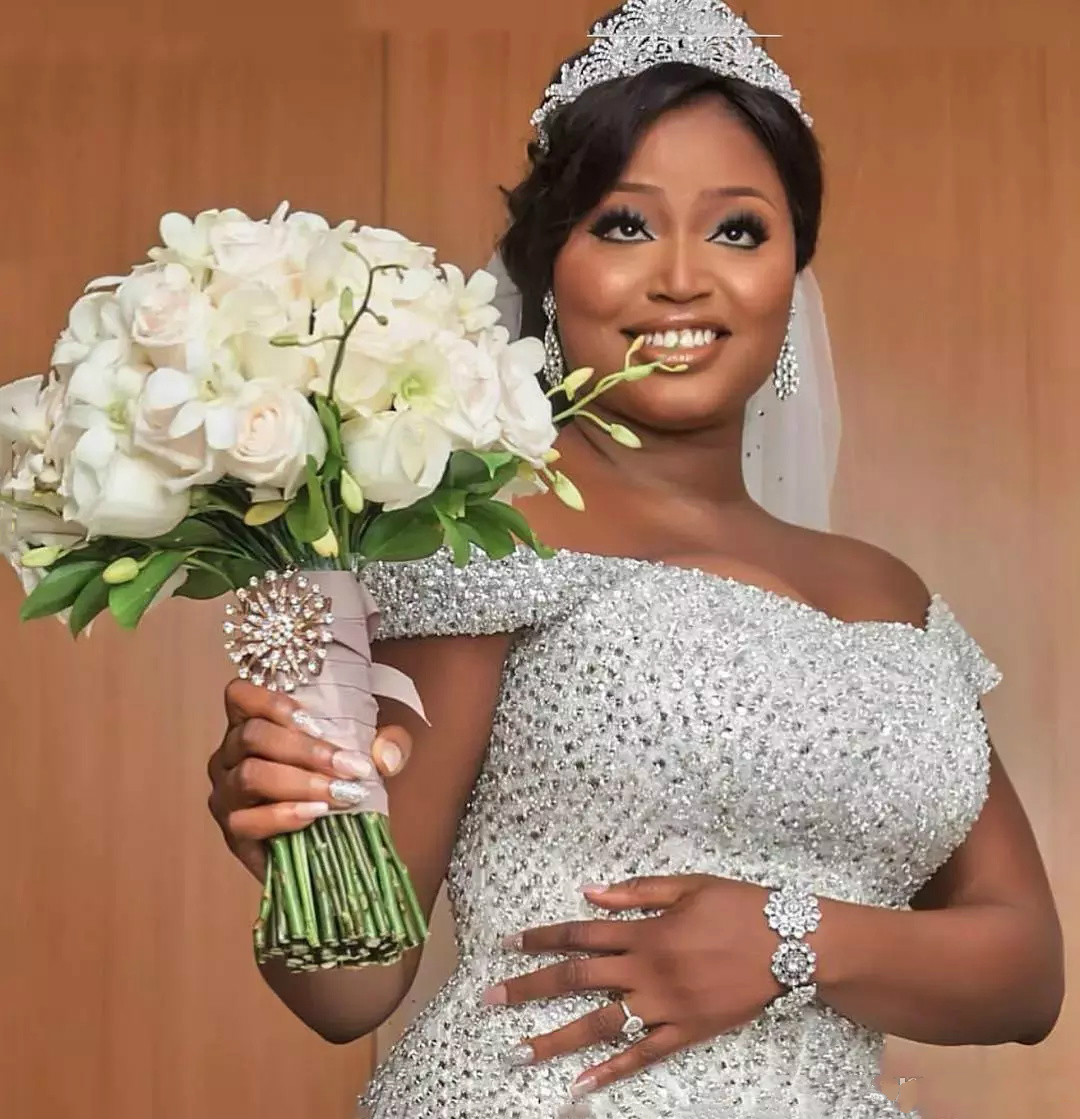 Modest Plus Size Wedding Dresses Mermaid Off Shoulder Sweetheart Neck Trumpet Bridal Gowns Sweep Train Tulle Lace Crystal Wedding Dress