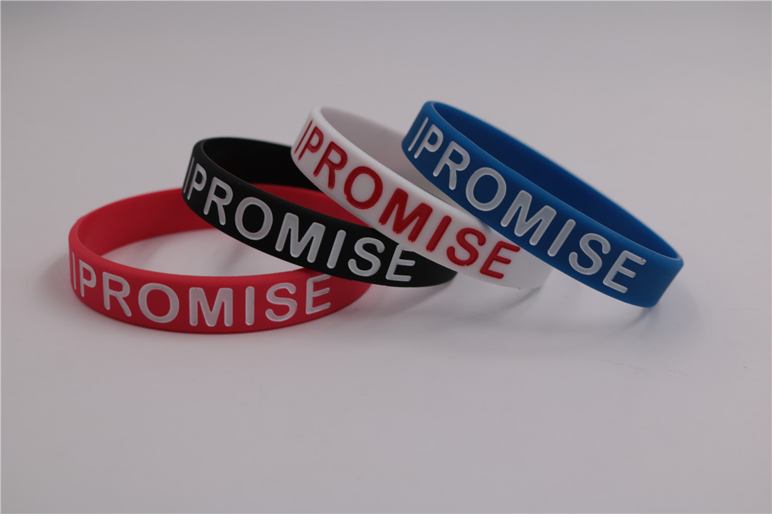 4pcs/lot I Promise Silicone Bracelet Rubber Unisex Sports LeBron James Wristband Basketball outfit, Golden;silver
4pcs/lot I Promise Silicone Bracelet Rubber Unisex Sports LeBron James Wristband Basketball outfit, Golden;silver