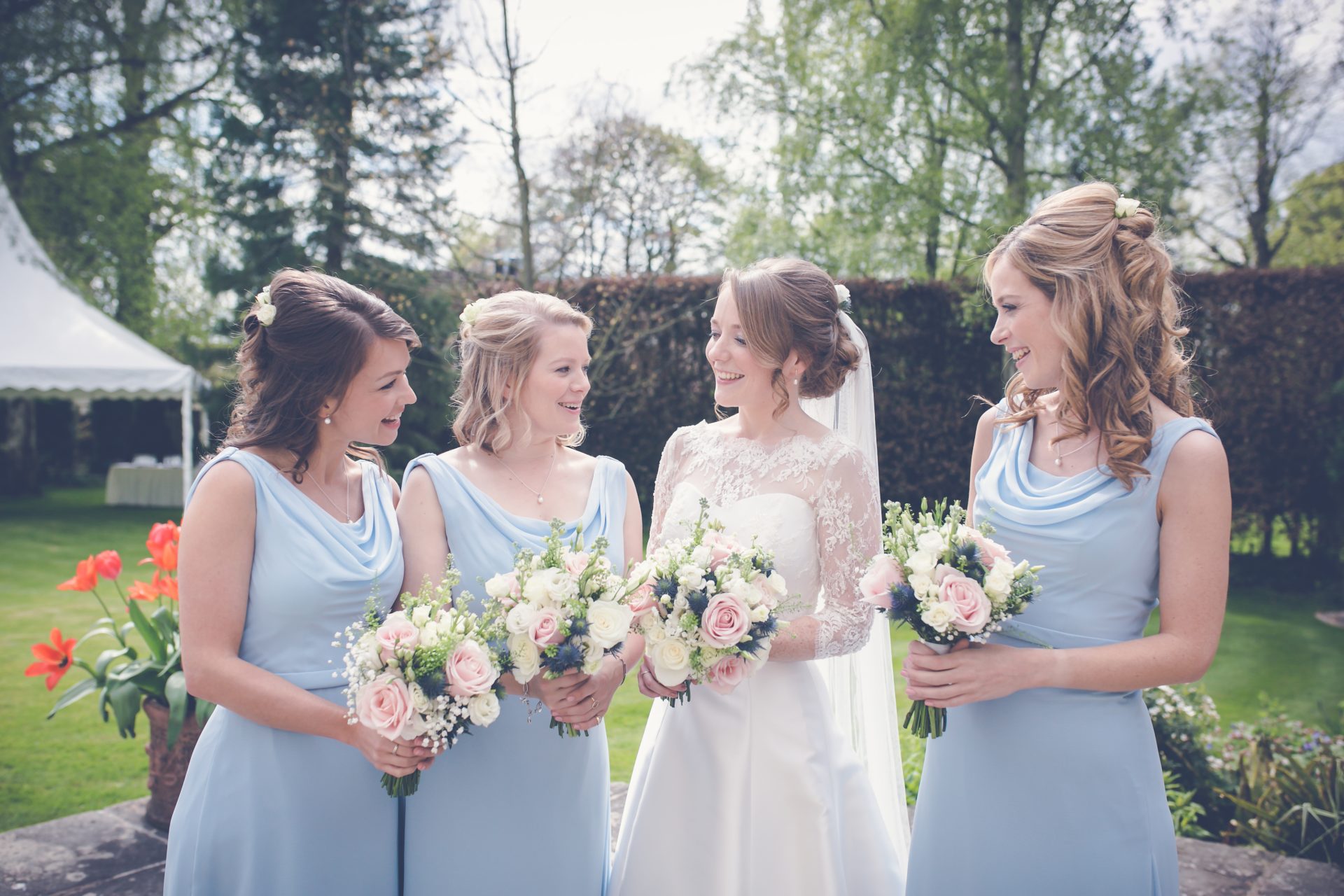 Modest Country Style Long Sleeve Wedding Dresses Bateau Neck A Line Satin Simple Lace Wedding Gowns Robe De Mariée Plus Size Bridal Dress