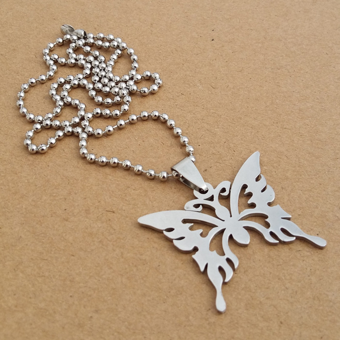1pcs stainless steel hollow butterfly charm necklace animal insect butterfly bee necklace butterfly effect pendant charm necklace jewelry
