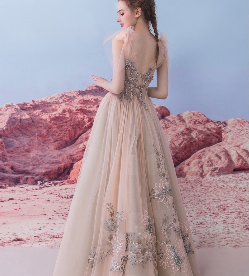 Fairy Princess Sheer Strap Prom Dress V Neck Illusion Exposed Boning Embroidery Beaded Evening Party Dresses