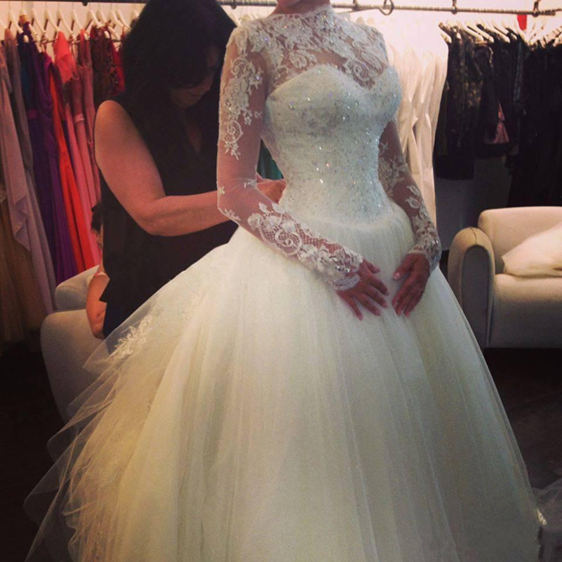 Beautiful White Wedding Dresses With Lace Crystal Sheer High Neck Long Sleeves Wedding Gowns Soft Tulle Sexy Illusion Bridal Dress, Champagne
Beautiful White Wedding Dresses With Lace Crystal Sheer High Neck Long Sleeves Wedding Gowns Soft Tulle Sexy Illusion Bridal Dress, Champagne