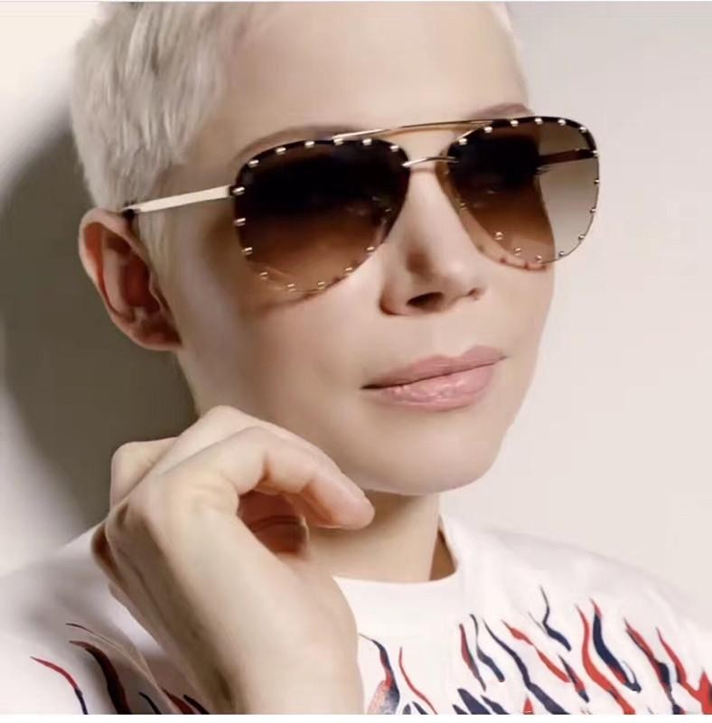 0914 Men Women Brand Sunglasses Fashion Oval Sunglasses UV Protection Lens Coating Mirror Lens Frameless Color Plated Frame Come With Box, White;black
0914 Men Women Brand Sunglasses Fashion Oval Sunglasses UV Protection Lens Coating Mirror Lens Frameless Color Plated Frame Come With Box, White;black