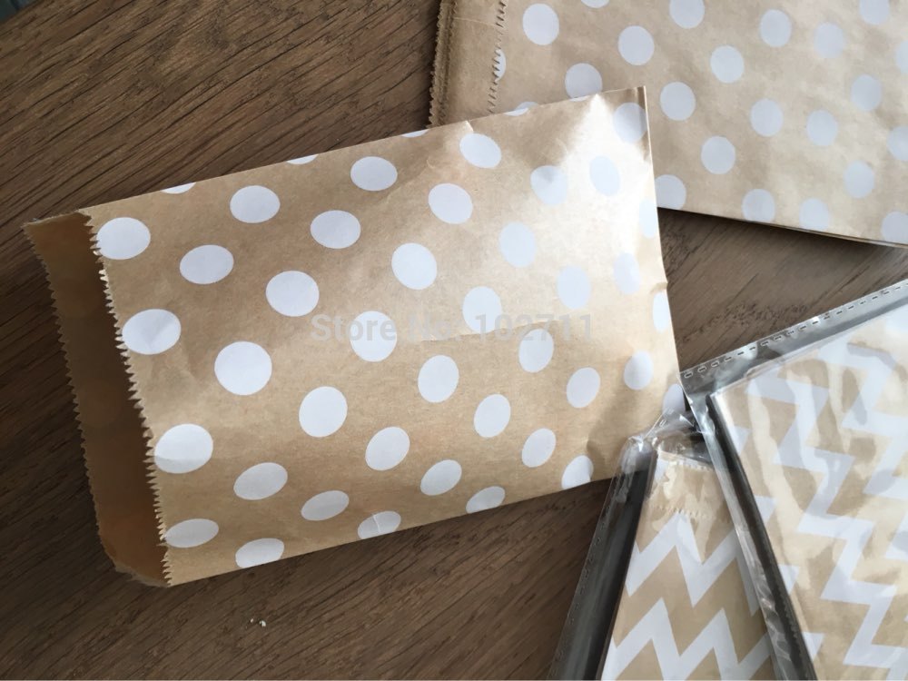 240(10packs) 10x15cm Small white dot kraft paper bags,polka dot chevron goodie bags , Bags,Gift Wrapping bags
240(10packs) 10x15cm Small white dot kraft paper bags,polka dot chevron goodie bags , Bags,Gift Wrapping bags