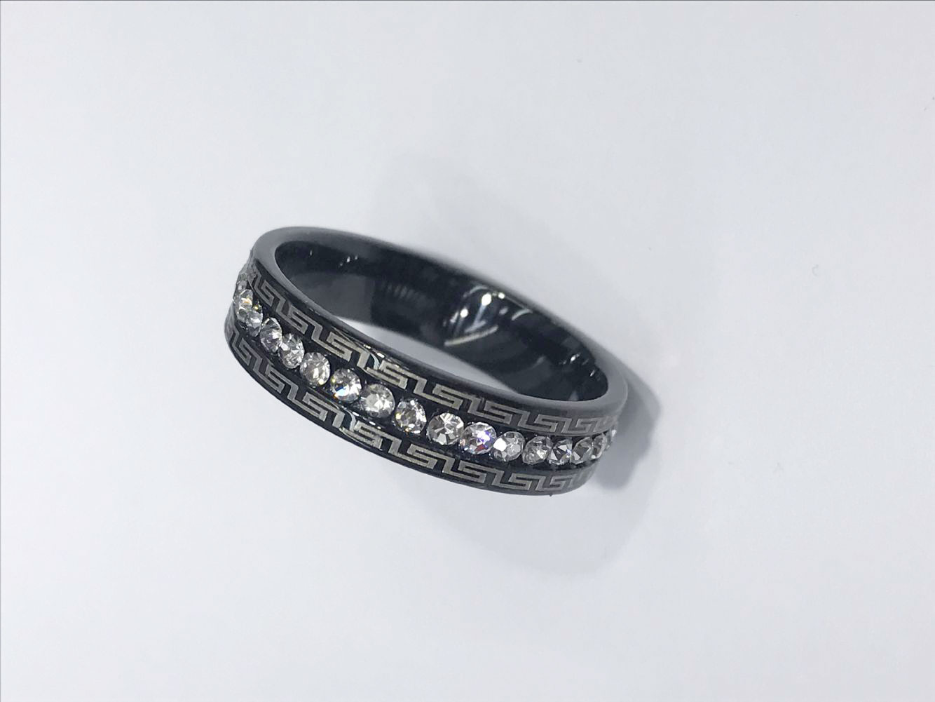 Multicolor Zircon white color stone Ring Chunky Finger Bling Hip Hop Ring Size 7/8/9/10/11 stainless Steel Rings for Women Vintage Fashion B
Multicolor Zircon white color stone Ring Chunky Finger Bling Hip Hop Ring Size 7/8/9/10/11 stainless Steel Rings for Women Vintage Fashion B