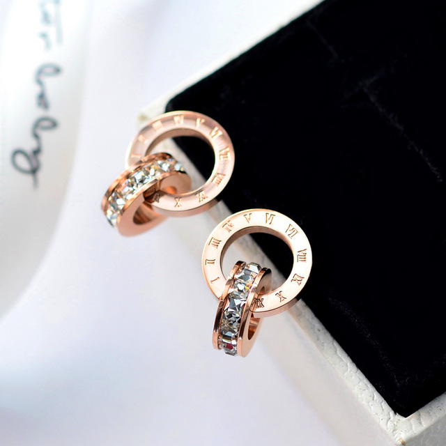 Top Quality Gold Silver Color Roman Numerals Zircon Stud Earring for Woman 316L Stainless Steel Fashion Jewelry Never Fade
Top Quality Gold Silver Color Roman Numerals Zircon Stud Earring for Woman 316L Stainless Steel Fashion Jewelry Never Fade