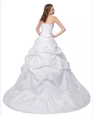 In Stock 2018 Sexy White Beading Taffeta A-Line Wedding Dresses With Pleat Floor-Length Wedding Party Bridal Gowns Vestido De Novia BW23