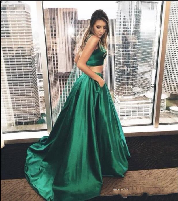 Hunter New Arrival Green A Line Simple Cheap Prom Dresses Spaghetti Straps Satin Backless Sweep Train Formal Party Gowns Evening Dress