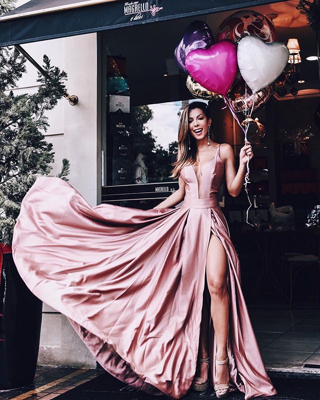 High Leg Split Slit Long Prom Dresses Sweetheart Spaghetti Straps Blush Pink Satin Prom Gowns Women's Evening Party Dresses, Light sky blue
High Leg Split Slit Long Prom Dresses Sweetheart Spaghetti Straps Blush Pink Satin Prom Gowns Women's Evening Party Dresses, Light sky blue
